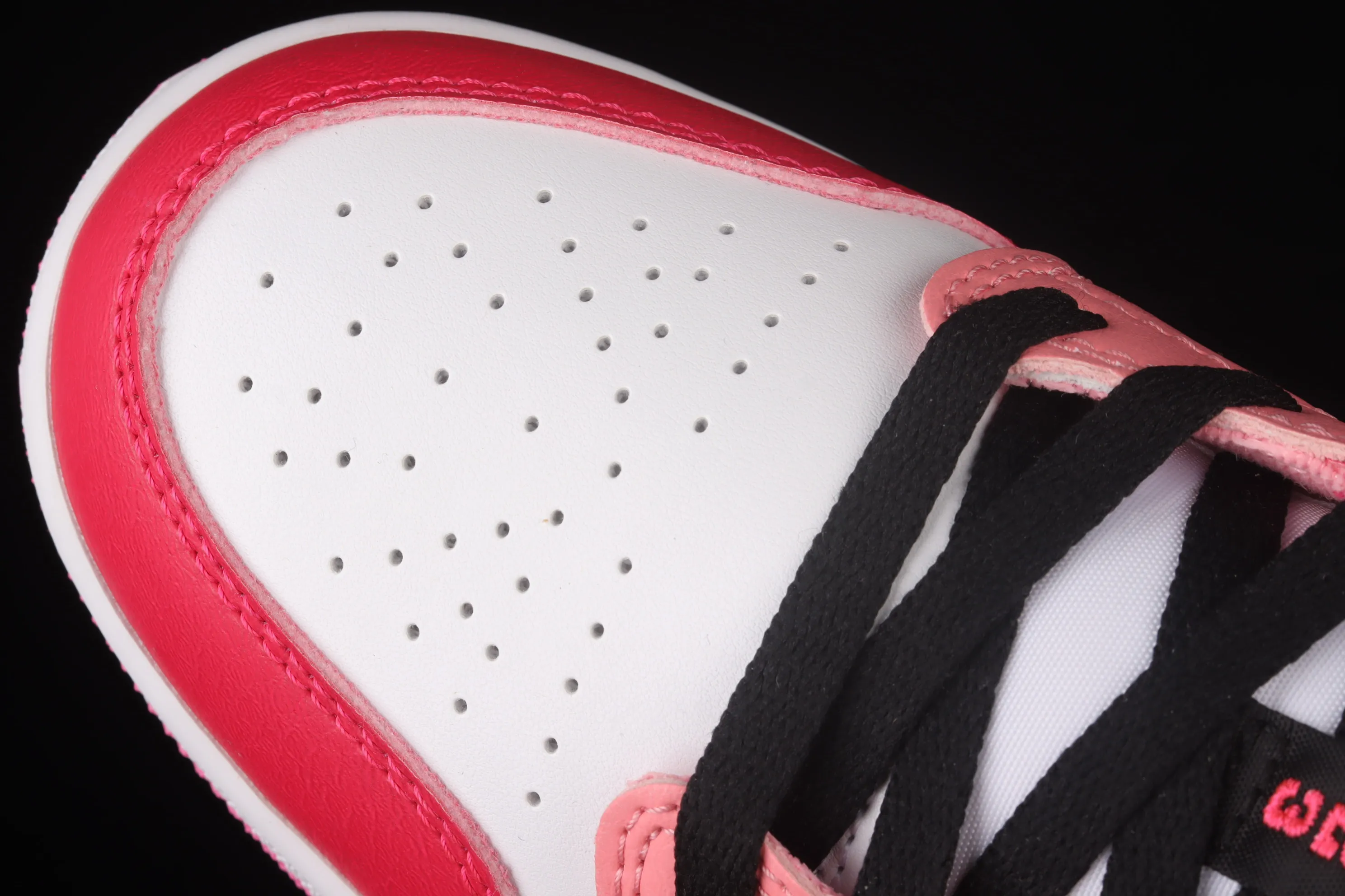 All categories Air Jordan Jordan series basketball shoes Air Jordan 1 Low Air Jordan 1 Low AJ1 Joe 1 white and pink low-top cultural basketball shoes 553560-162